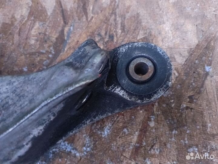 Рычаг правый Citroen C5-X7