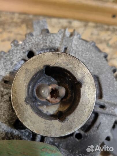 Генератор Ниссан Х Траил Кашкай MR20DD на запчасти