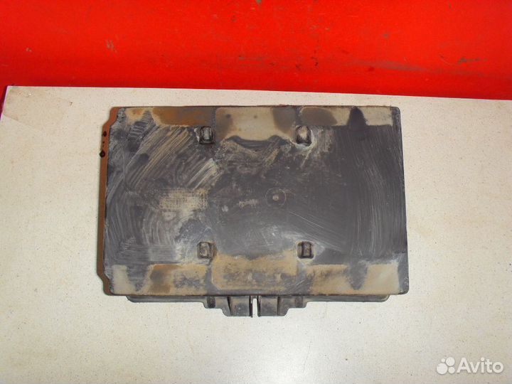 Крепление акб 1360930 Ford Mondeo 3 (B4Y)