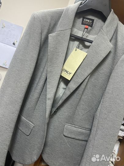 Пиджак размер 36 (42)