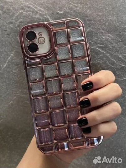 Чехол на iPhone 13