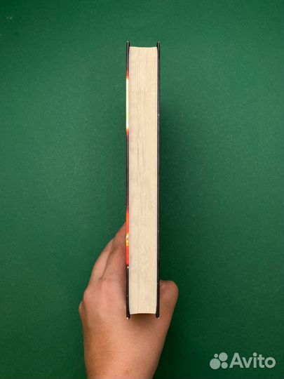 Лю Цысинь «Задача трех тел»