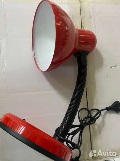 Светильник настольный