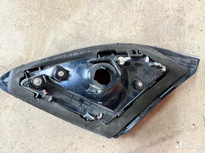 Фонарь L крышки багажника Mazda 6 GH