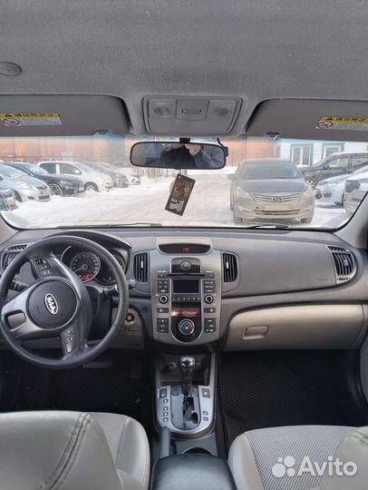 Kia Forte 1.6 AT, 2010, 226 000 км