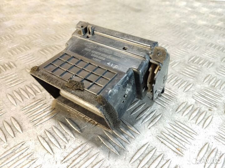 Дефлектор воздушный Kia Cerato 2004-2008