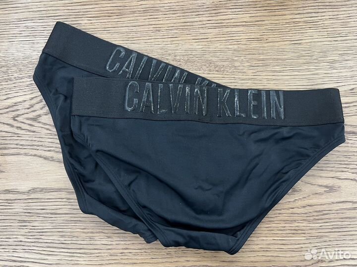 Купальные плавки-микро Calvin Klein Icon Black S M