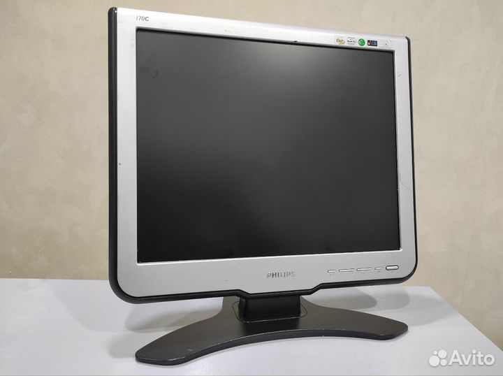 Монитор 17