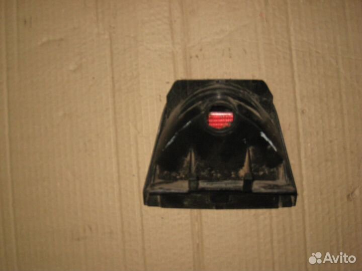 Дополнительный стоп сигнал Renault Logan