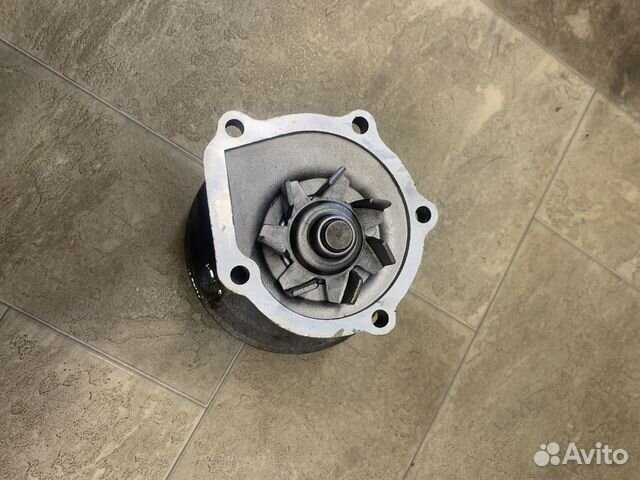 Помпа Toyota Corolla