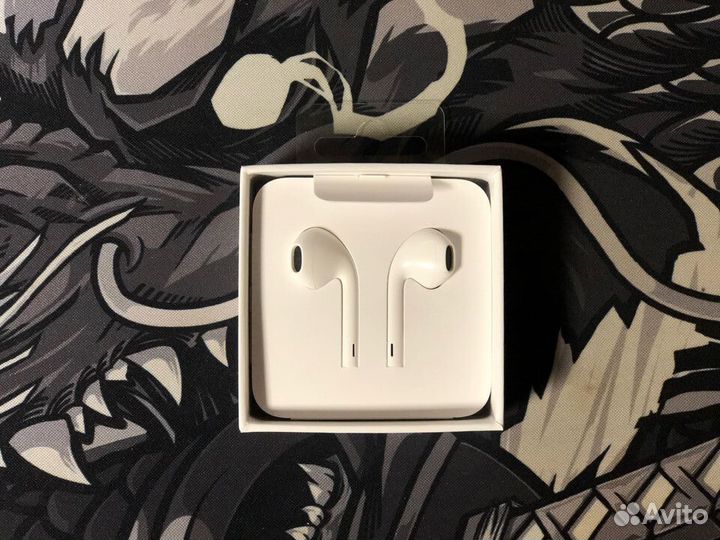 Apple EarPods (Lightning)