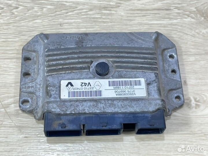 Блок управления двигателем Renault Duster