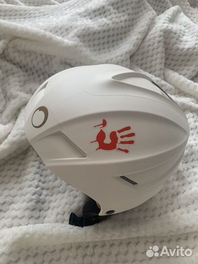 Горнолыжный шлем