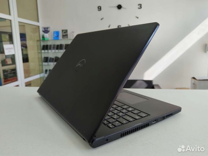 Ноутбук dell Inspiron 3552