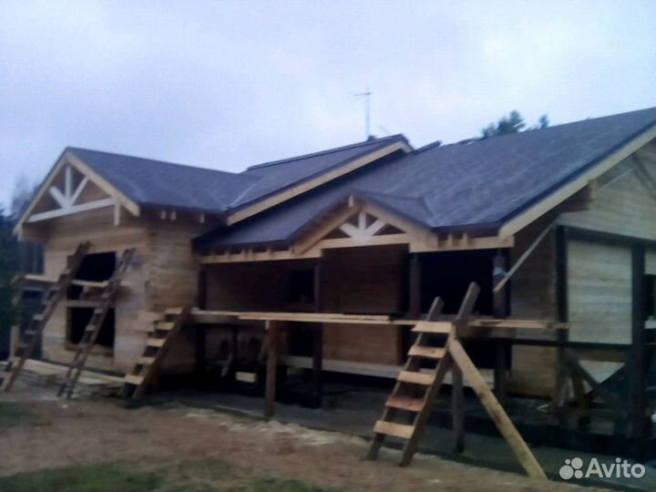 Бригада строителей