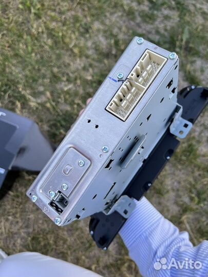 Продам мультимедиа KIA