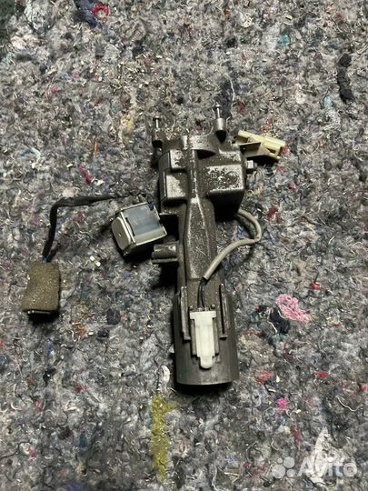 Замок зажигания Land Cruiser 100