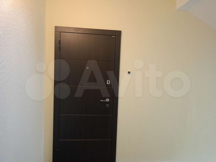 3-к. квартира, 80 м², 4/10 эт.