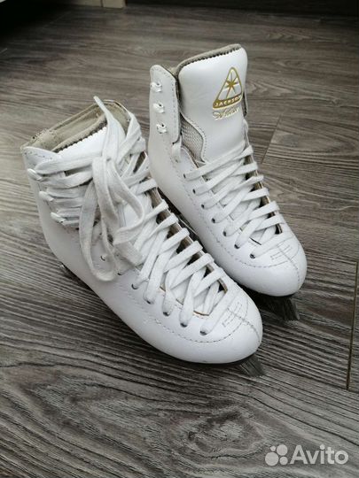 Коньки для фигурного катания Jackson