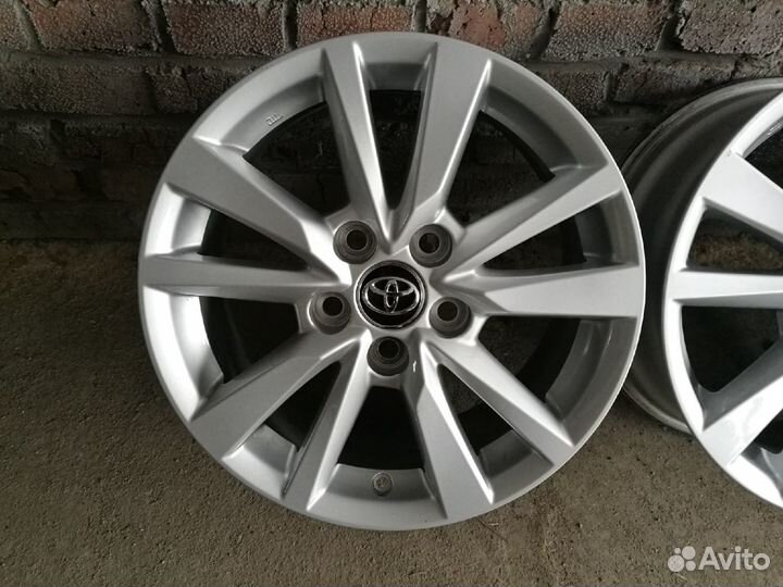 Оригинальные диски Toyota Camry V70 R16 5х114.3
