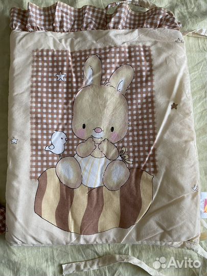 Комплект в детскую кроватку (бортики)