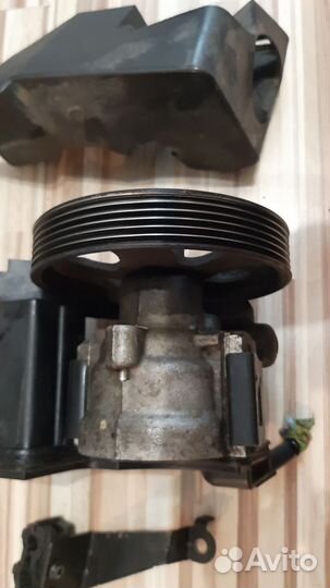 Насос гур peugeot partner 2010г M59 1,4L оригинал