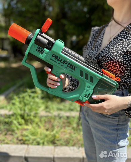 Электрический водяной пистолет