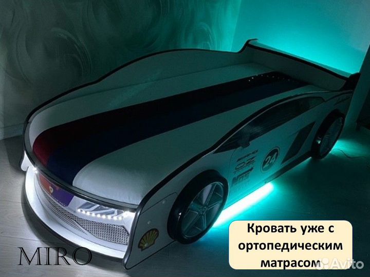 Детская кровать машина