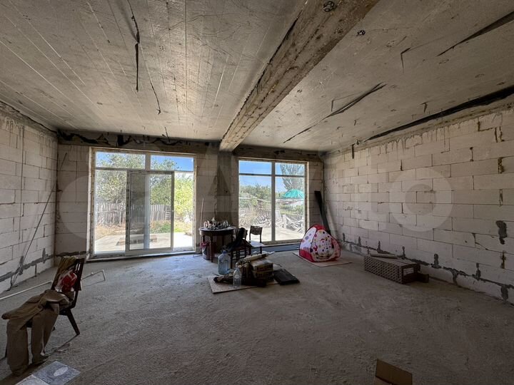 Дом 186 м² на участке 5 сот.