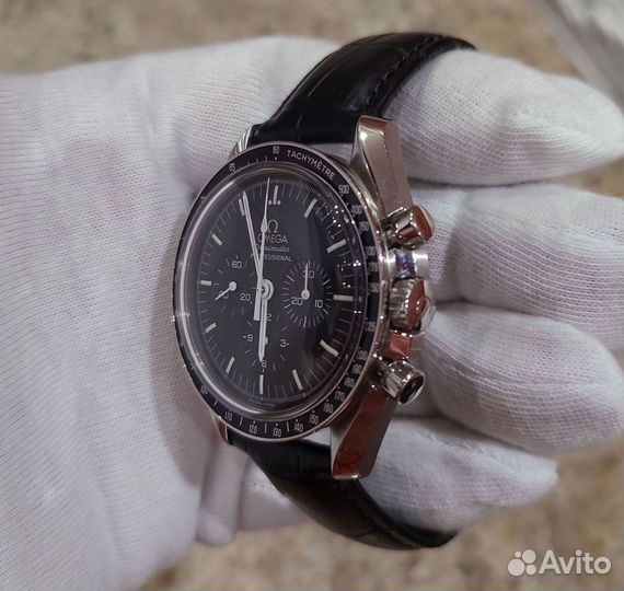 Часы Omega Speedmaster Moonwatch Professional