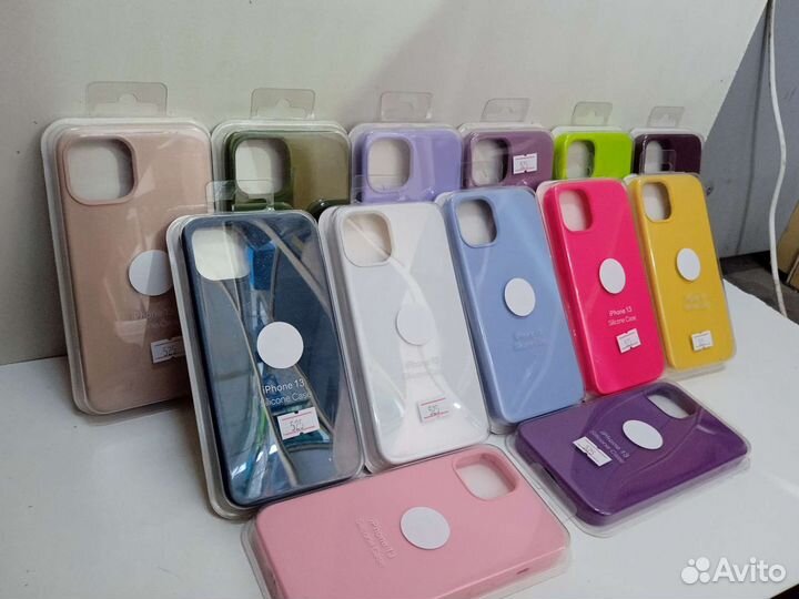 Чехлы на iPhone 13 Pro