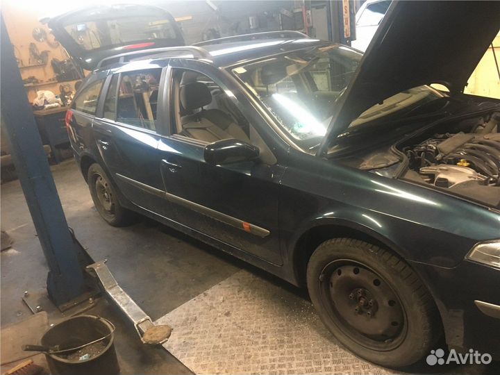 Разбор на запчасти Renault Laguna 2 2001-2008