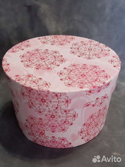 Коробка шляпная для подарка