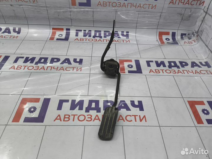 Педаль газа Renault Symbol 8200415019