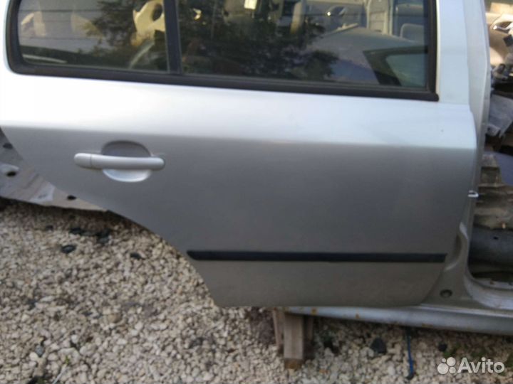 Дверь задняя правая Шкода Октавия A4 лифтбек