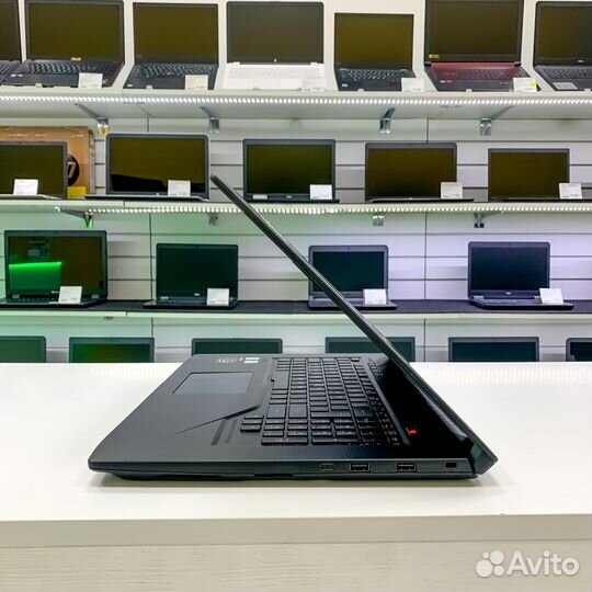 Игровой ноутбук Asus i7/GTX1050TI/17,3/120Hz