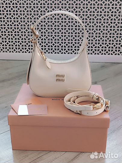 Miumiu сумка натуральная кожа Хит