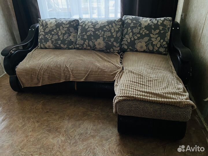 Угловой диван