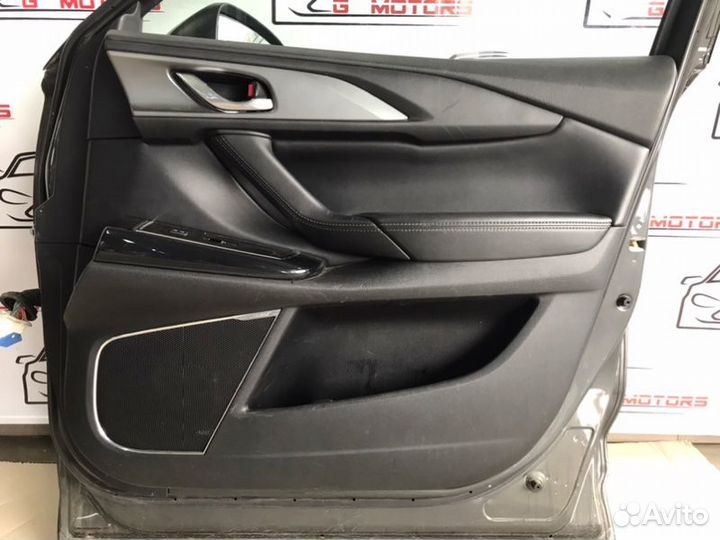 Обшивка боковой двери передняя правая Mazda Cx 9