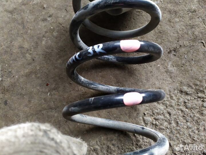 Пружина задняя правая Honda Civic 4D 1.8 2006-2012