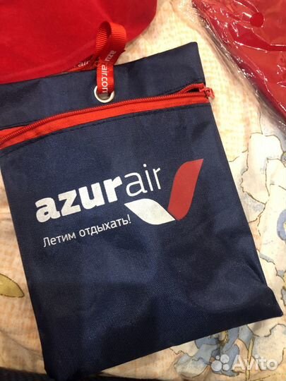 Подушка для самолета и комплект для перелёта беруш