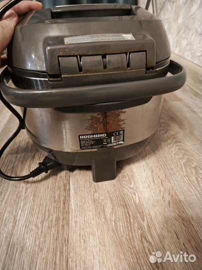 Мультиварка redmond rmc m4511