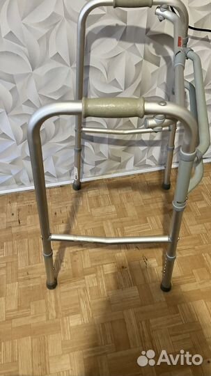 Ходунки для взрослых инвалидов