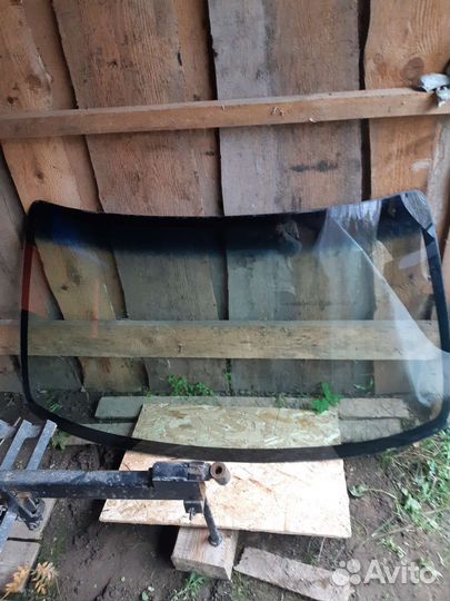 Лобовое стекло на honda cr-v 1 2000 года