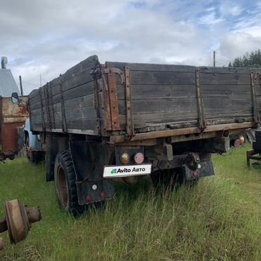 Бортовой грузовик ГАЗ 52, 1982