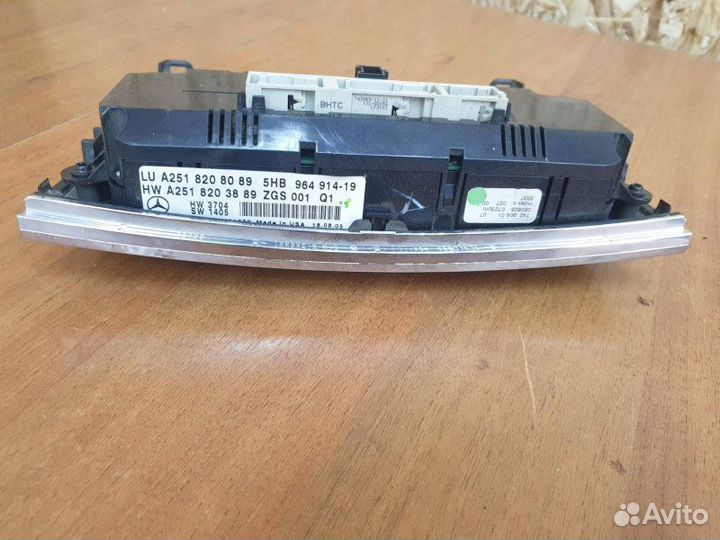 Блок управления климат-контроля Mercedes M-Class