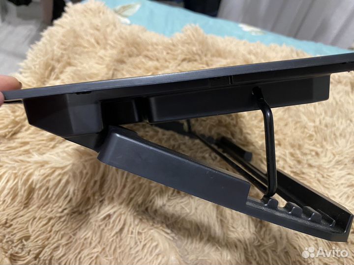 Подставка для охлаждения ноутбука