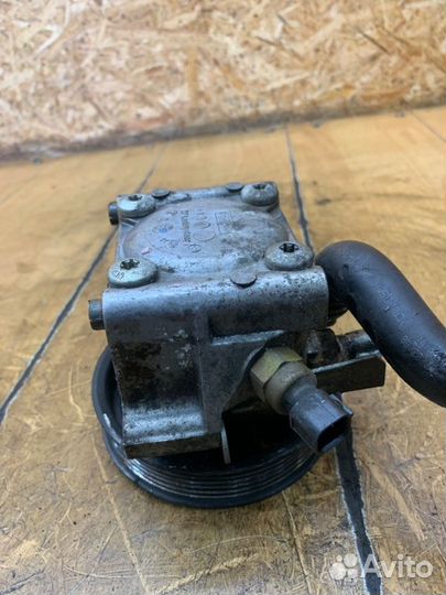 Насос гидроусилителя руля Ford Focus 2 shda 2008