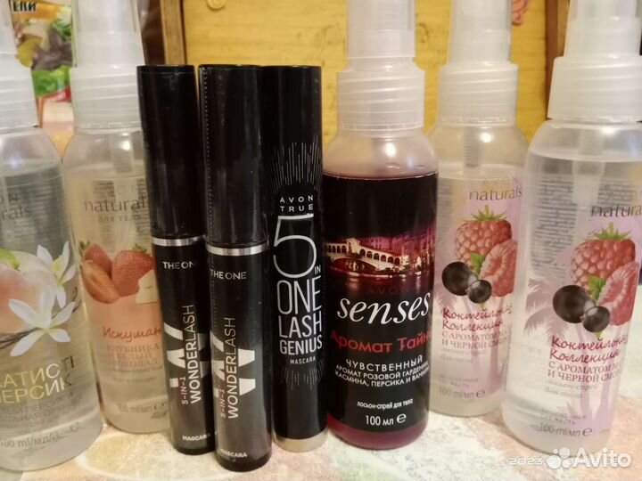 Лаки для ногтей,Туши, помады,крема для тела Эйвон