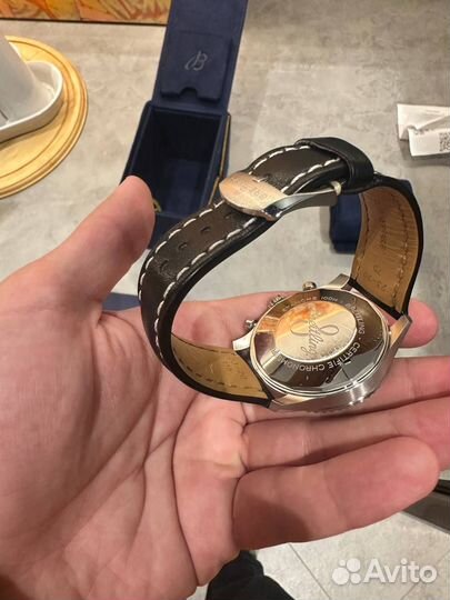 Часы Breitling Aviator 8 Chronograph 43